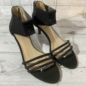 Pelle Moda Kitten Heel Sandals Womens 6.5 M Black Leather Suede Tripple Strappy